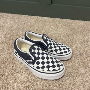 Vans Asher toddler/little kid size 10.5 black and white check slip ons